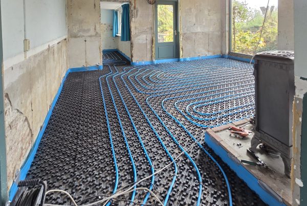 Underfloor heating—installation rules, costs, and how to prevent cracks and heat loss for maximum efficiency and durability.